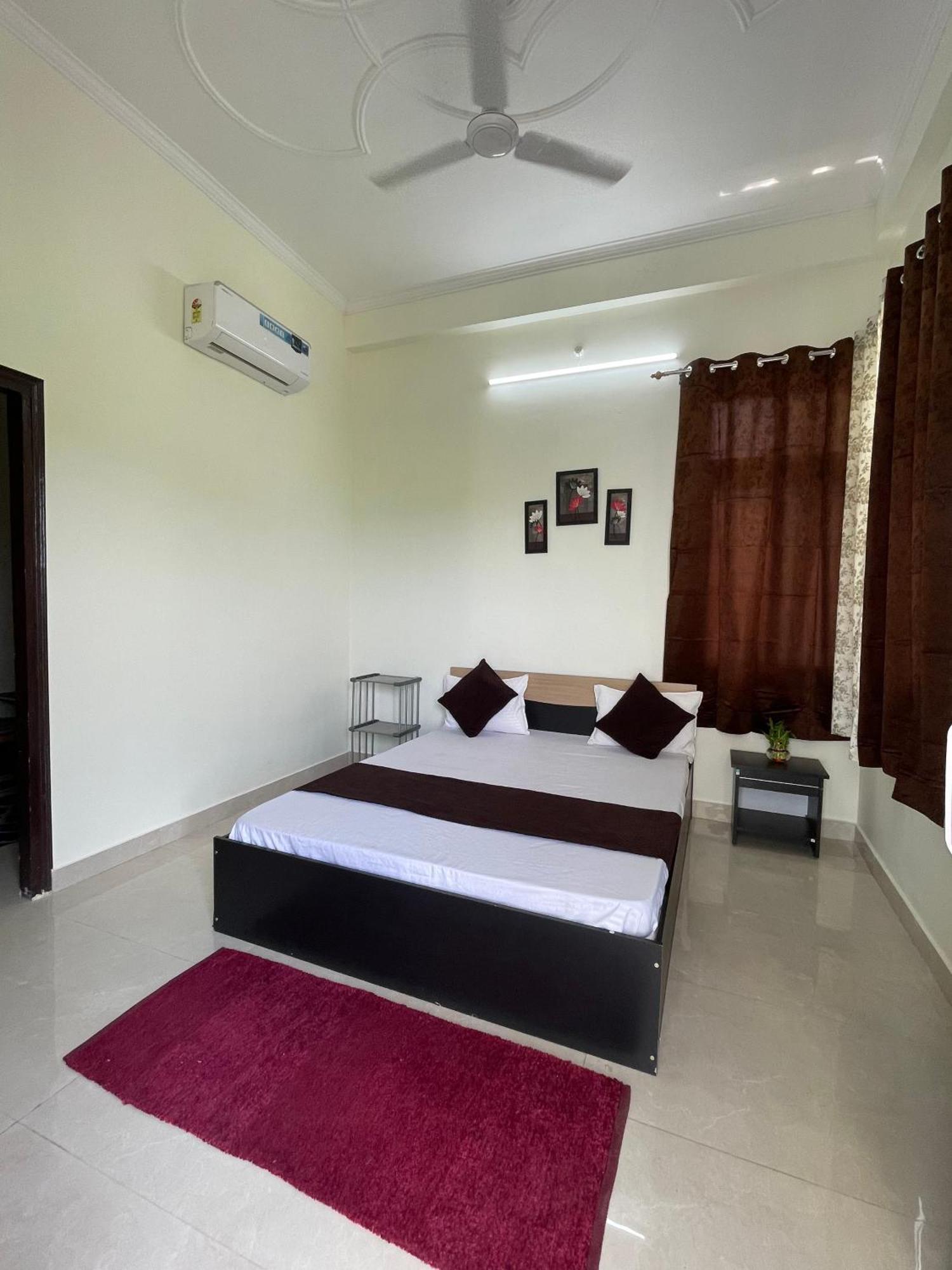 Atulyam Stays Sushant Golf City Lucknow Exterior photo