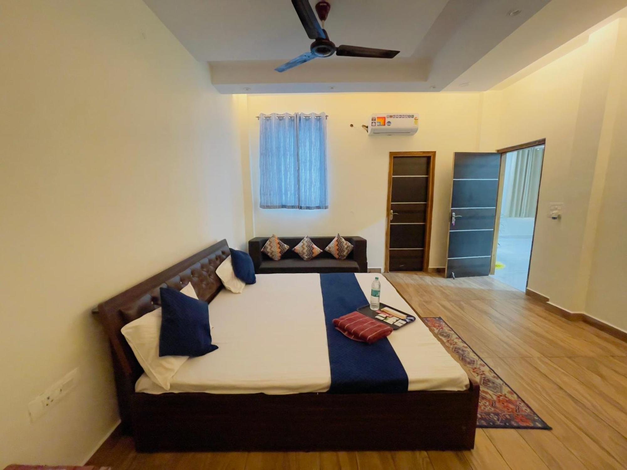 Atulyam Stays Sushant Golf City Lucknow Exterior photo