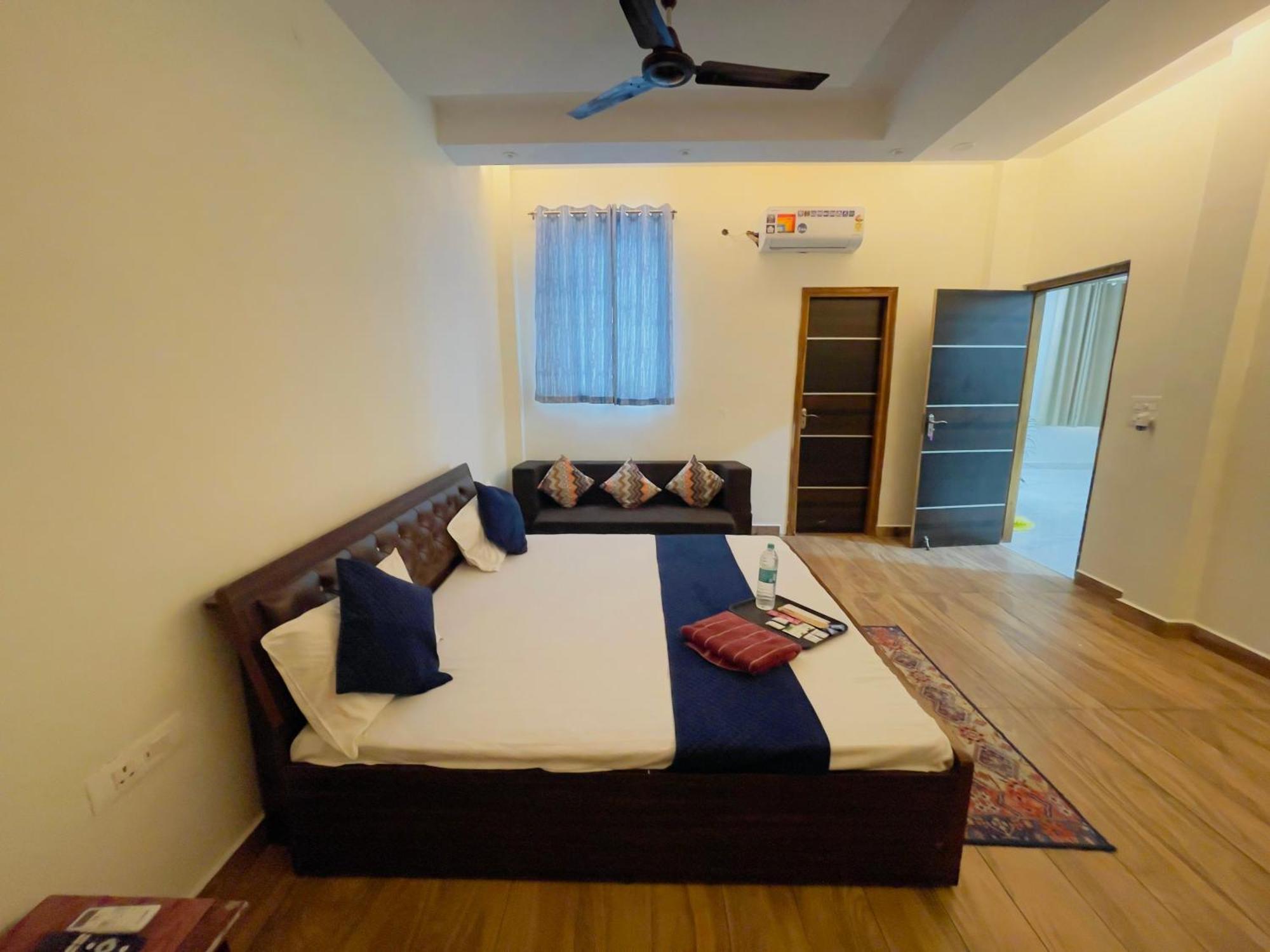 Atulyam Stays Sushant Golf City Lucknow Exterior photo
